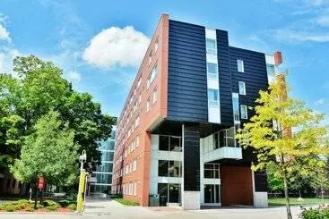 اقامتگاه Carleton University Accommodations