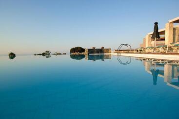 Kakkos Beach Hotel   Adults Only