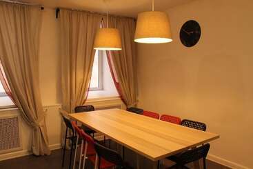 Dad&cat Capsule Hotel   Hostel