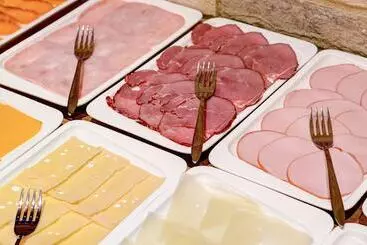 ホテル Wellion Suharevskiy