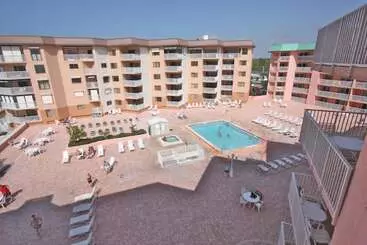 آپارتمان‌های توریست‌ها Beach Cottages