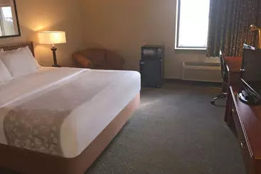 فندق La Quinta Inn By Wyndham Milwaukee West Brookfield