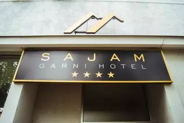هتل Sajam Garni