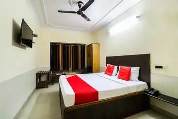 Hôtel Oyo 46321  Rising Sun