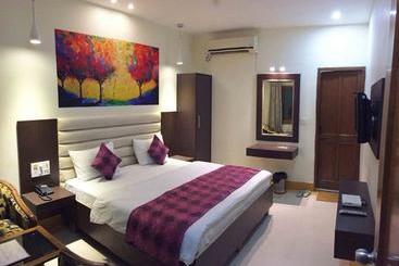 Hotel Le Mount Plaza Delhi Igi Airport