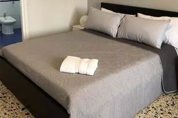 B & B Raffaello