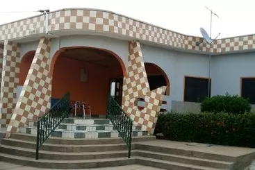 Pensão Maybeth Guest House