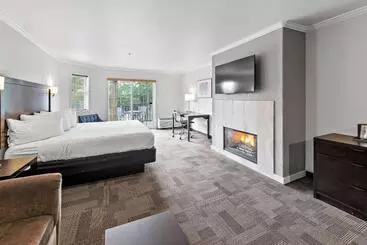 فندق Best Western Wesley Inn & Suites