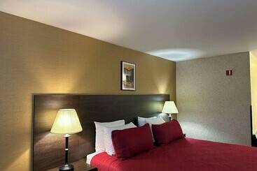 فندق Surestay Plus By Best Western Enterprise