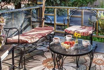 مبيت وإفطار El Cuervo Abq