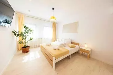 پانسیون Casa Cu Nuc