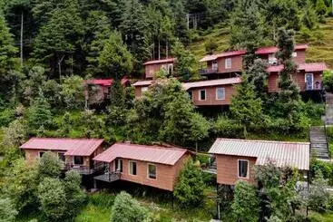 Aaroham By Aamod Luxury Cottage Resort