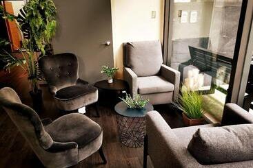 هاستل Bluewater Hotel Xpark Gloria Outlets Taoyuan Baseball Stadium