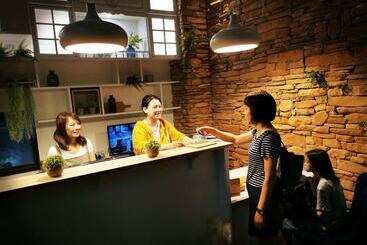 هاستل Bluewater Hotel Xpark Gloria Outlets Taoyuan Baseball Stadium