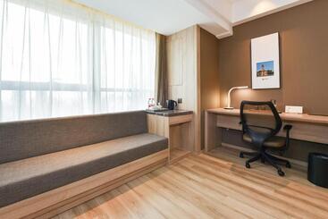 Atour Hotel Shenyang Youth Street Golden Gallery