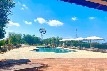 هتل آپارتمان Casa Vacanze Arcobaleno