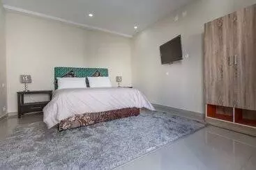 Polana Guest House And Apartments