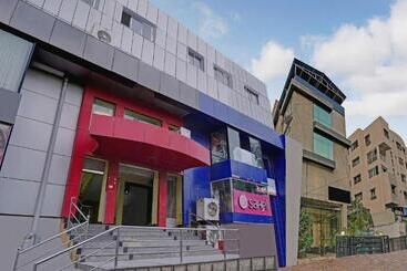 Hotel Super Collection O Kalinga Bapuji Nagar