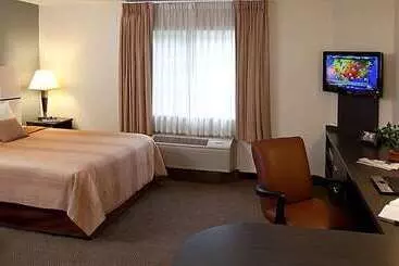 Отель Sonesta Simply Suites Albuquerque