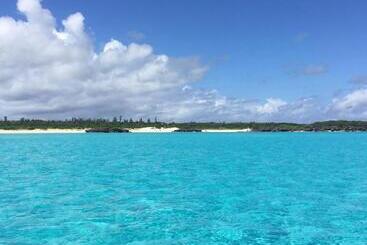 Отель Yoron Tandy House