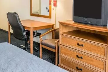 Szálloda Quality Inn I94 Near Wings Stadium