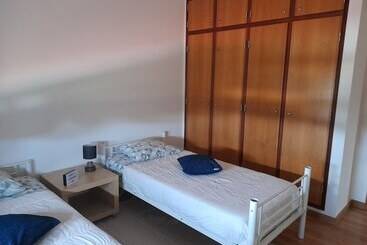 فندق صغير Sublime Sun & Van By Meco Stays