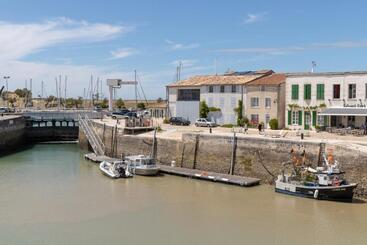 Hotel Villa De L'eclusier