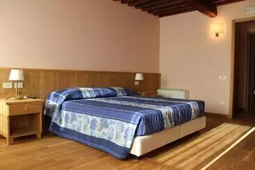 Aamiaismajoitus (B&B) Agriturismo Le Giarine