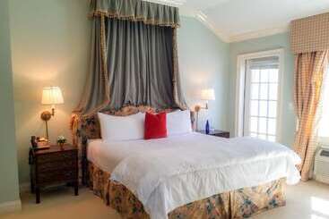 فندق Copper Beech Inn