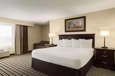 Hotel Country Inn & Suites By Radisson, Little Falls, Mn