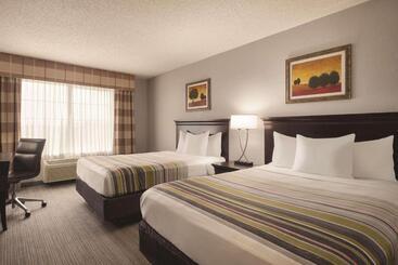 فندق Country Inn & Suites By Radisson, West Bend, Wi