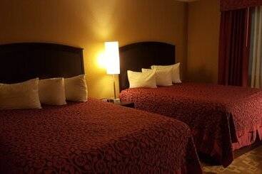 ホテル Days Inn By Wyndham Central City