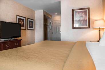 فندق Quality Inn Pittsburgh Airport