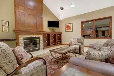 酒店 Travelodge By Wyndham Iowa City