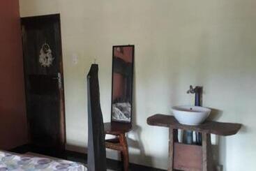 پانسیون Sumatra Cheeky Monkeys