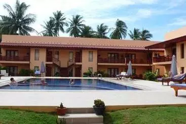 アパートホテル Arbiru Beach Resort