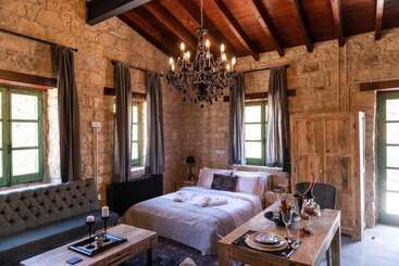 Hotel Oinou Strata   Adults Only