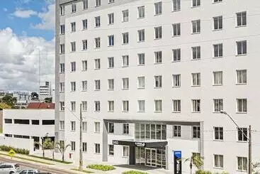 ホテル Slaviero Curitiba Aeroporto