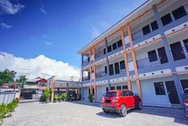 Hotel Oyo 1680 Hanna Residence