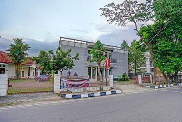 Hotel Kerangga Homestay Syariah Redpartner