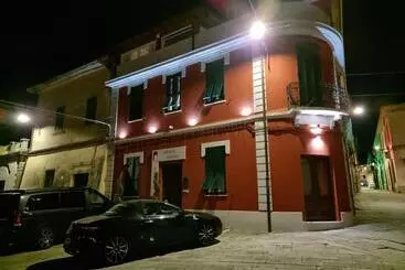 Pensió Alla Porta Di Sotto B&b