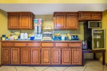 Отель Executive Inn Stillwater