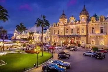 پانسیون Dans Les Nuages