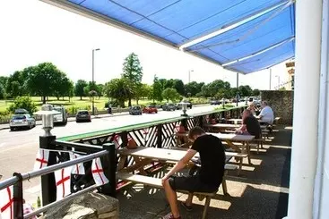 Majatalo The Jolly Sailor