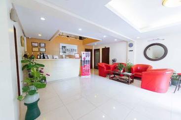 酒店 Reddoorz Plus @ Mahogany Avenue Tagaytay