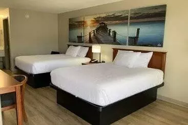 هتل Days Inn By Wyndham Lake City I10