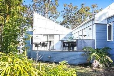 Huskisson Holiday Motel Cabins
