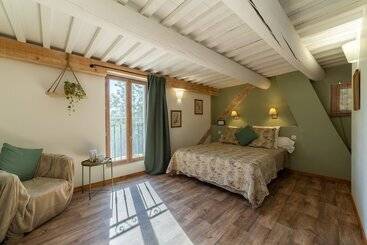 Bed and Breakfast Le Mas Des Cerisiers Spa Sauna Inclus Pour Tous Les Logements