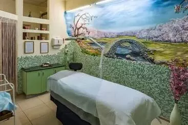 Hotel Cronwell Park Nika