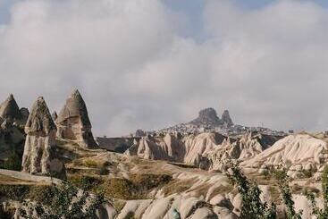 בית מלון כפרי Aza Cave Cappadocia Adult